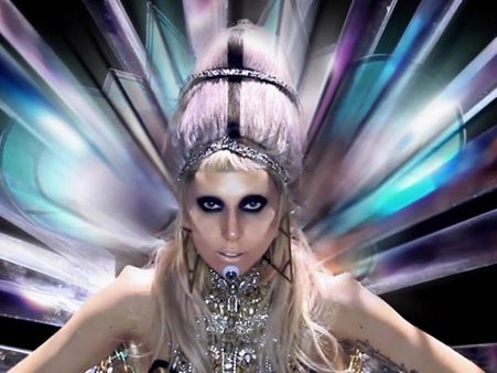 વધુ એક વિચિત્ર અવતાર વધુ એક વિચિત્ર અવતાર