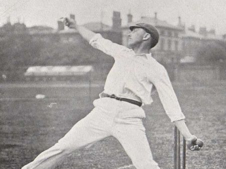 સૌથી વધુ ફર્સ્ટ ક્લાસ મેચ રમવાનો રેકોર્ડ