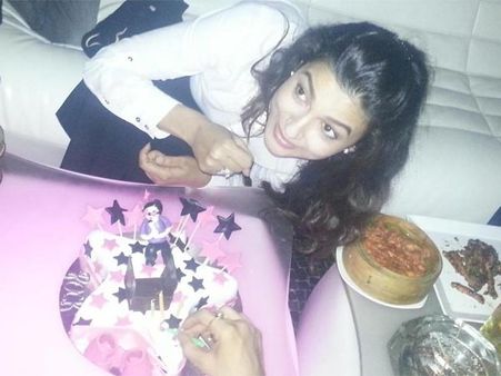 બર્થ ડે કેક