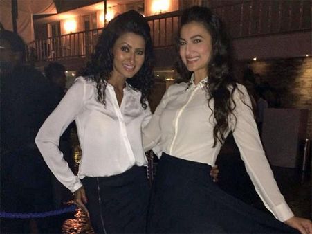 ગૌહરનો પોઝ