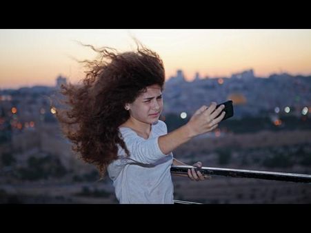 આને કહેવાય જોખમી સેલ્ફી 