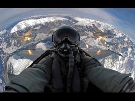 આને કહેવાય જોખમી સેલ્ફી 