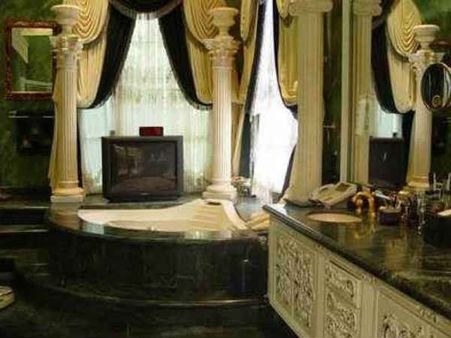 Pictures Of Shahrukh Khan Residence Mannat Pictures Of Shahrukh Khan Residence Mannat