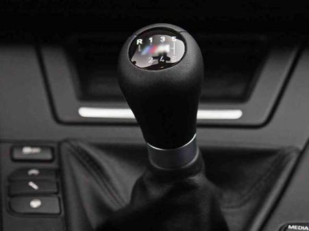 ઓટોમેટિક કરતા મેન્યુઅલ ટ્રાન્સમિશન સારું