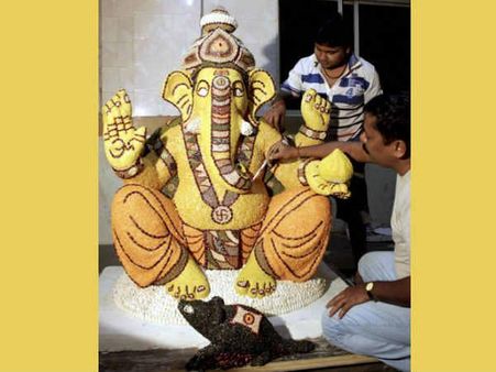 ગણેશોત્સવની તૈયારીઓ