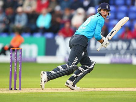 300 કરતા વધુનો સ્કોર ઇંગ્લેન્ડનો માત્ર ત્રણ વખત વિજય