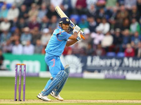 સચિનના રેકોર્ડને તોડવાની નજીક ધોની