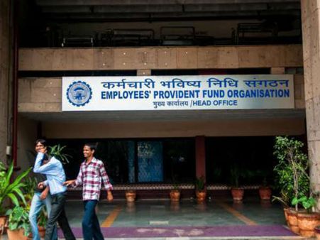 અધિકારી દ્વારા કાર્યવાહી કરવામાં આવશે અધિકારી દ્વારા કાર્યવાહી કરવામાં આવશે