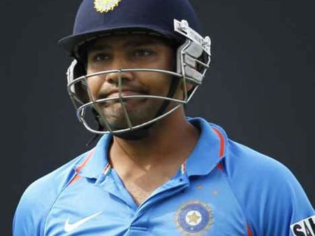 ભારતને ફટકોઃ ઇનફોર્મ રોહિત ‘આઉટ’, વિજય પહોંચ્યો ઇંગ્લેન્ડ