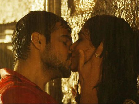 Review : આ 10 Reasons રાજા નટવરલાલને બનાવશે Big Flop!