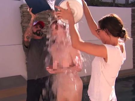 ચેલેંજ મળી તો ન્યૂડ થઇને પૂરી કરી