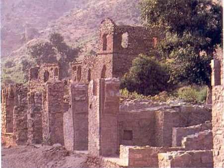 રાજકુમારીની સુંદરતાના કારણે તબાહ થયું હતું ભાનગઢ!