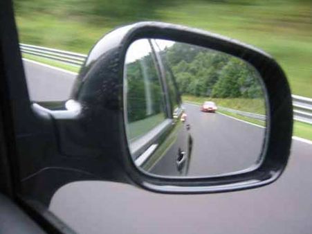 વિંગ મિરર્સ