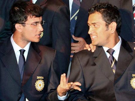 તમે જ નક્કી કરોઃ કોણ શ્રેષ્ઠ સુકાની, ધોની કે ગાંગુલી?