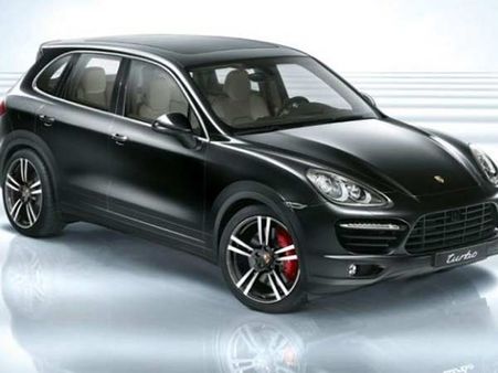 પોર્શે કાયેન્ન ડીઝલ પ્લેટિનિયમ એડિશન