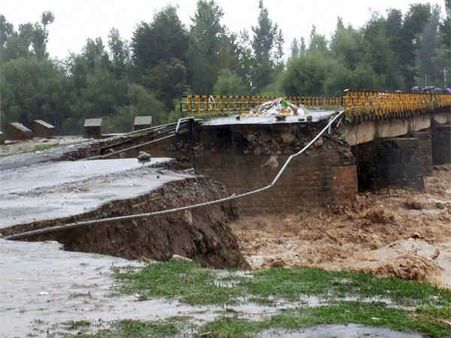  પૂરના લીધે કહેર