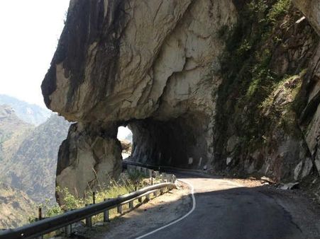 ખતરનાક રોડ