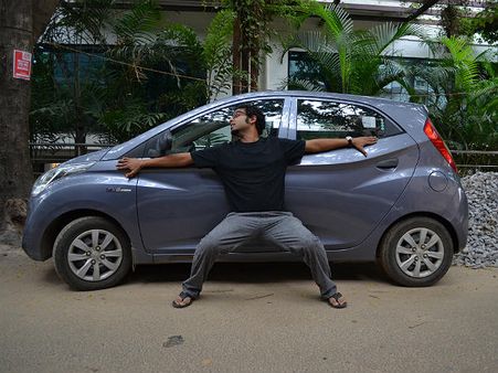 1. કોમ્પેક્ટ કાર