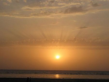 ગોરાઇ બીચ