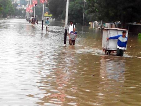 જાણો : ગુજરાતમાં ભારે વરસાદથી પ્રભાવિત વિસ્તારોની સ્થિતિ કેવી છે?