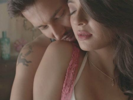 ક્રીચર ફિલ્મની તસવીરી ઝલક