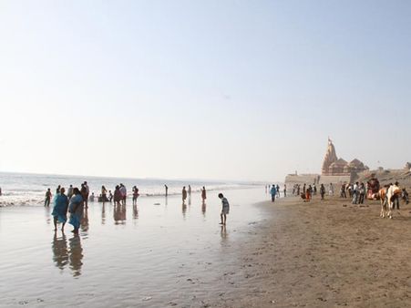 સોમનાથ બીચ