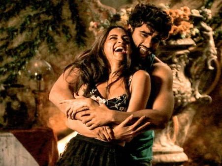 ફાઇંડિંગ ફૅનીની Latest તસવીરો ફાઇંડિંગ ફૅનીની Latest તસવીરો