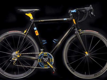 કેજીએસ ટાઇર 3 કસ્ટમ બાઇક