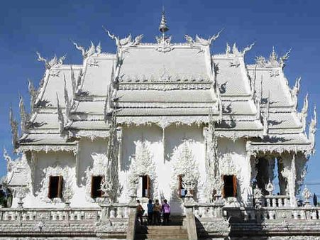 ભૂકંપમાં થયું હતું નષ્ટ