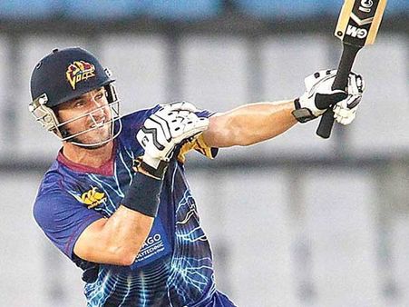 રાયન ટેન ડોશ્ચોતે રાયન ટેન ડોશ્ચોતે