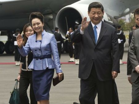 પત્ની પેંગ લિયુઆન સાથે મુલાકાત પત્ની પેંગ લિયુઆન સાથે મુલાકાત