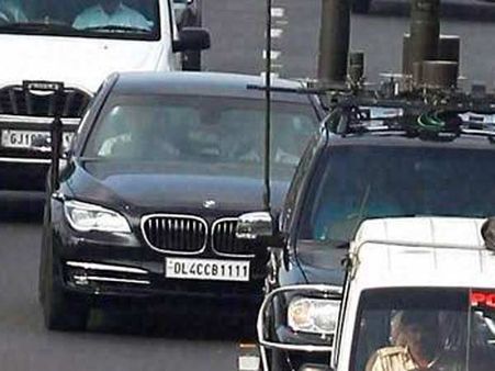 ગુજરાત આવી મોદીની સુરક્ષાબદ્ધ BMW 760Li, જાણો શું છે ખાસિયત