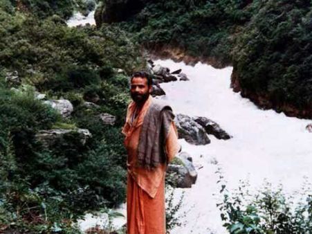 ઘર છોડીને પકડી હિમાલયની વાટ