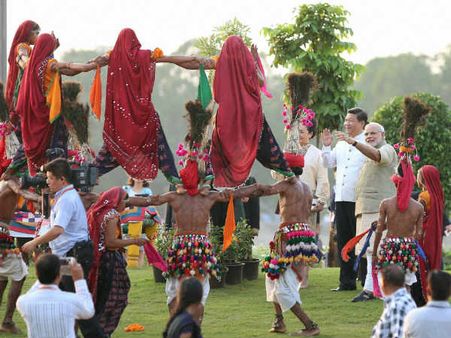 સાંસ્કૃતિક કાર્યક્રમોનું આયોજન