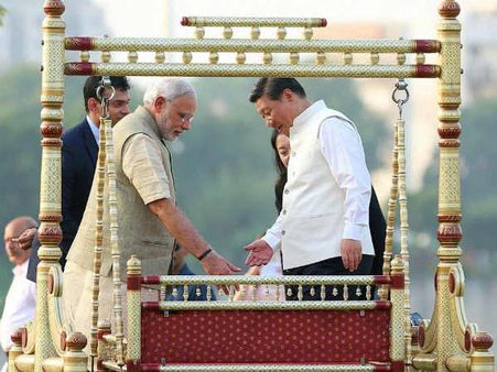 સંખેડાના હિંચકે ઝૂલ્યા