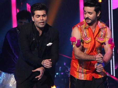 કરણ સાથે આશિષ