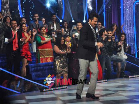 ડાન્સિંગ એંટ્રી