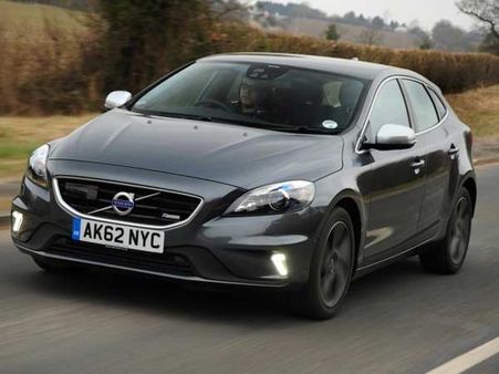 એન્જીનઃ- વોલવો વી40