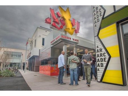 ફેસબુકનું મેનલો પાર્ક હેડક્વાર્ટ- એક ટૂર