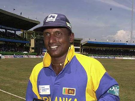 અરવિંદ ડી સિલ્વાની અણનમ 107 રનની ઇનિંગ