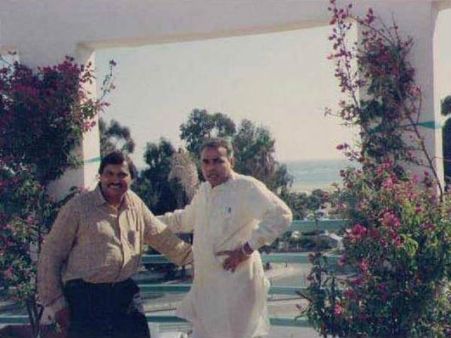 વર્ષ 1993માં પ્રથમવાર અમેરિકા ગયા હતા