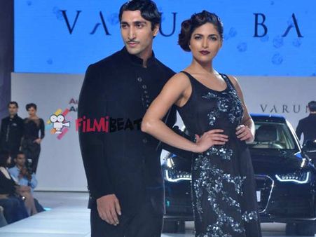 ઑડી 2015 ઓટોમન કલેક્શનની તસવીર