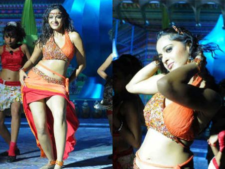 બૉલીવુડમાં આવી રહી છે વધુ એક અનુષ્કા : જુઓ 40 તસવીરો