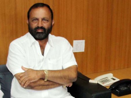 સમાજમાં ઉદાહરણીય કામ