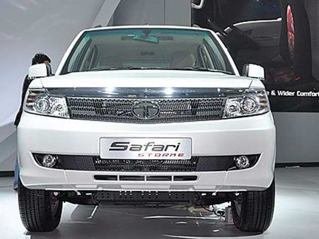 એન્જીનઃ- ટાટા સફારી સ્ટોર્મ