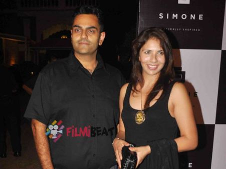 સિમોન સ્ટોર લૉન્ચિંગ ઇવેંટ