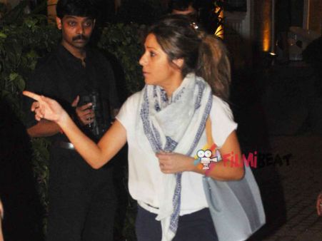 સિમોન સ્ટોર લૉન્ચિંગ ઇવેંટ