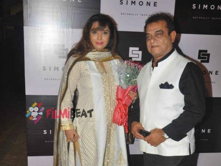 સિમોન સ્ટોર લૉન્ચિંગ ઇવેંટ