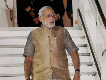 સાત મંત્રીઓને મોદીએ અમેરિકા જતાં રોક્યા