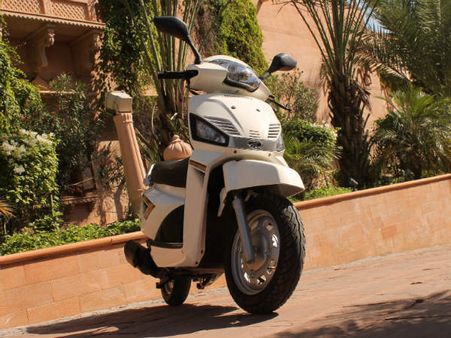 કલર્સ, ઓપ્શન અને કિંમત